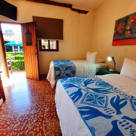 Hotel La Posada Del Doctor León Extérieur photo