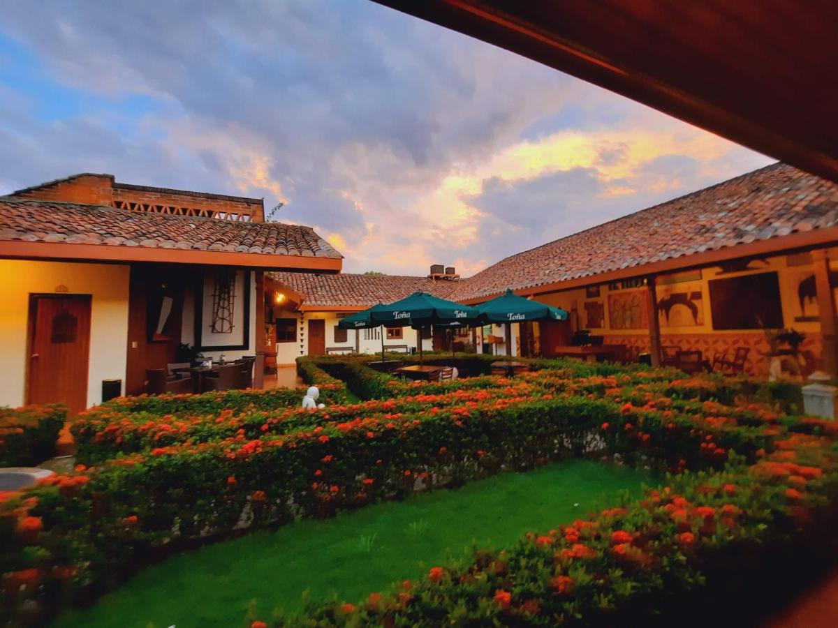 Hotel La Posada Del Doctor León Extérieur photo