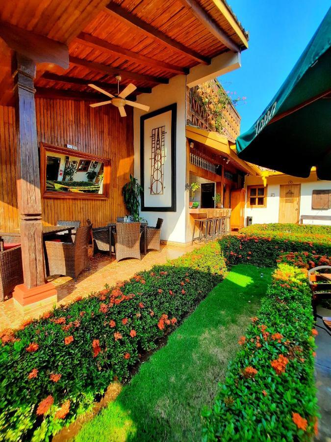 Hotel La Posada Del Doctor León Extérieur photo