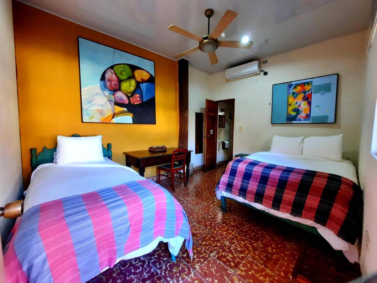 Hotel La Posada Del Doctor León Extérieur photo