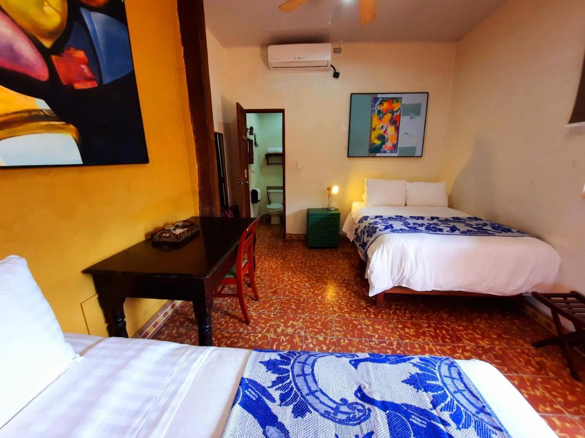 Hotel La Posada Del Doctor León Extérieur photo