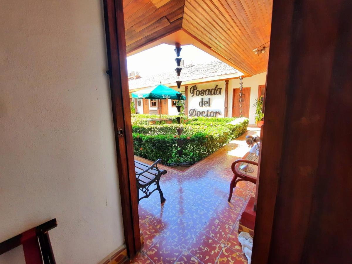 Hotel La Posada Del Doctor León Extérieur photo