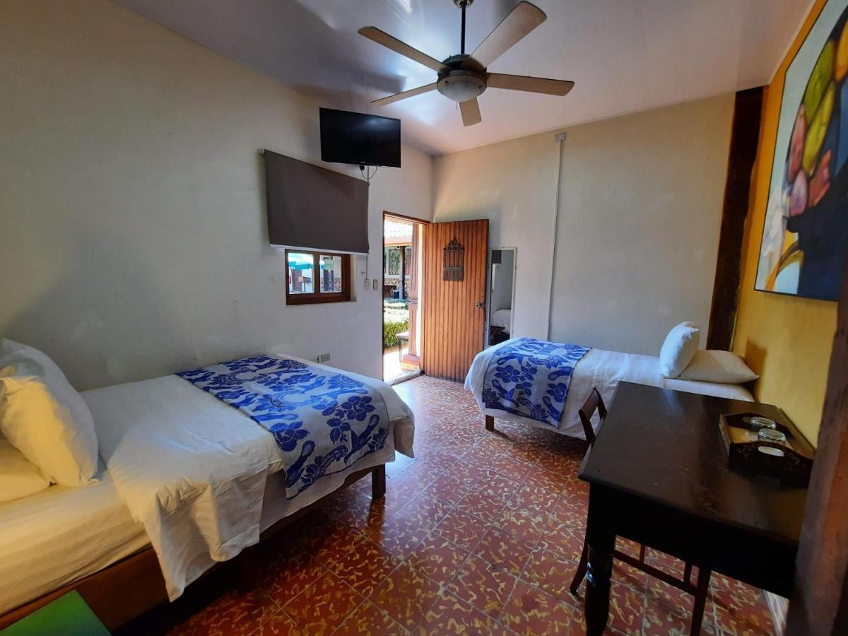 Hotel La Posada Del Doctor León Extérieur photo
