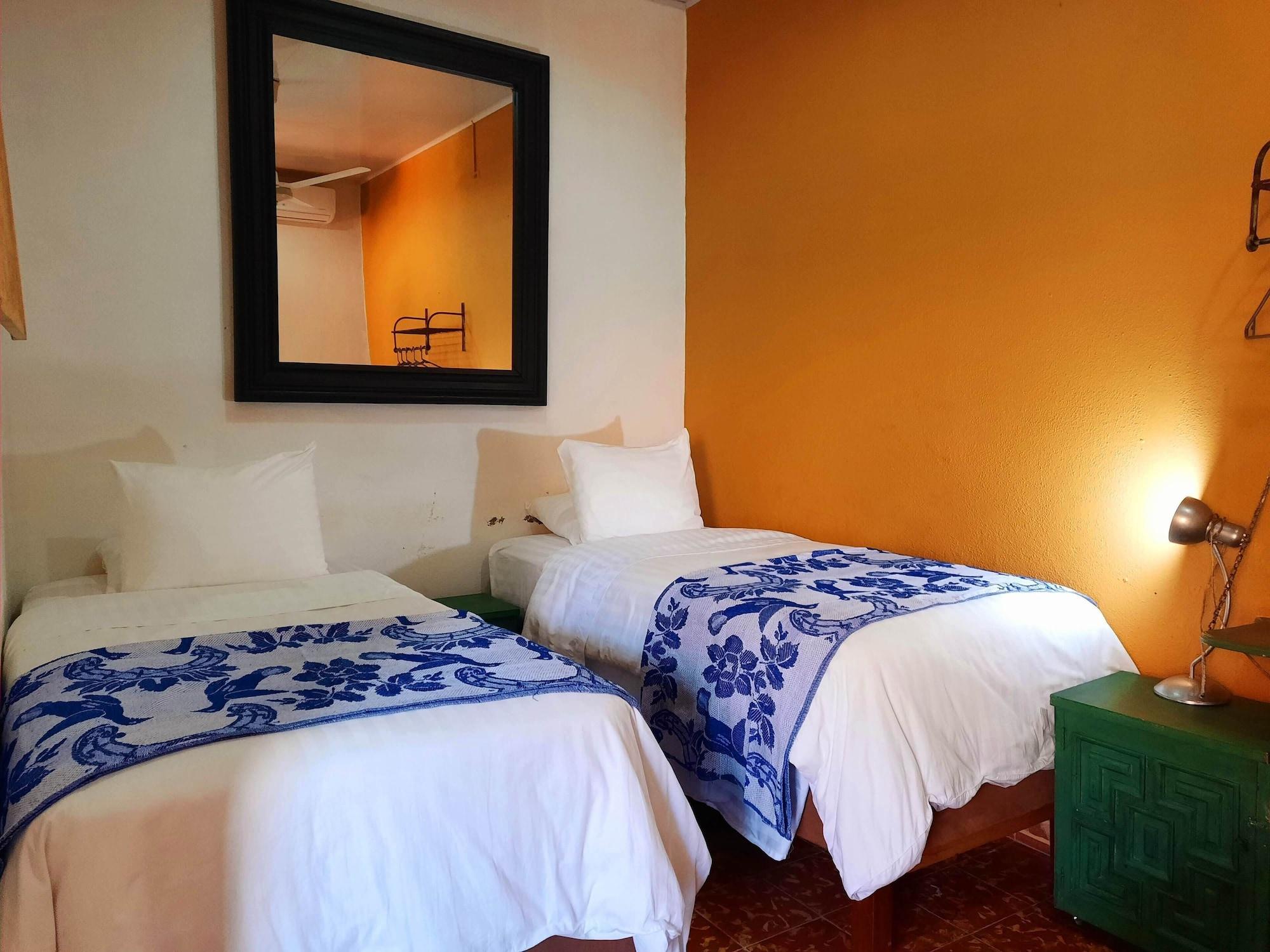 Hotel La Posada Del Doctor León Extérieur photo