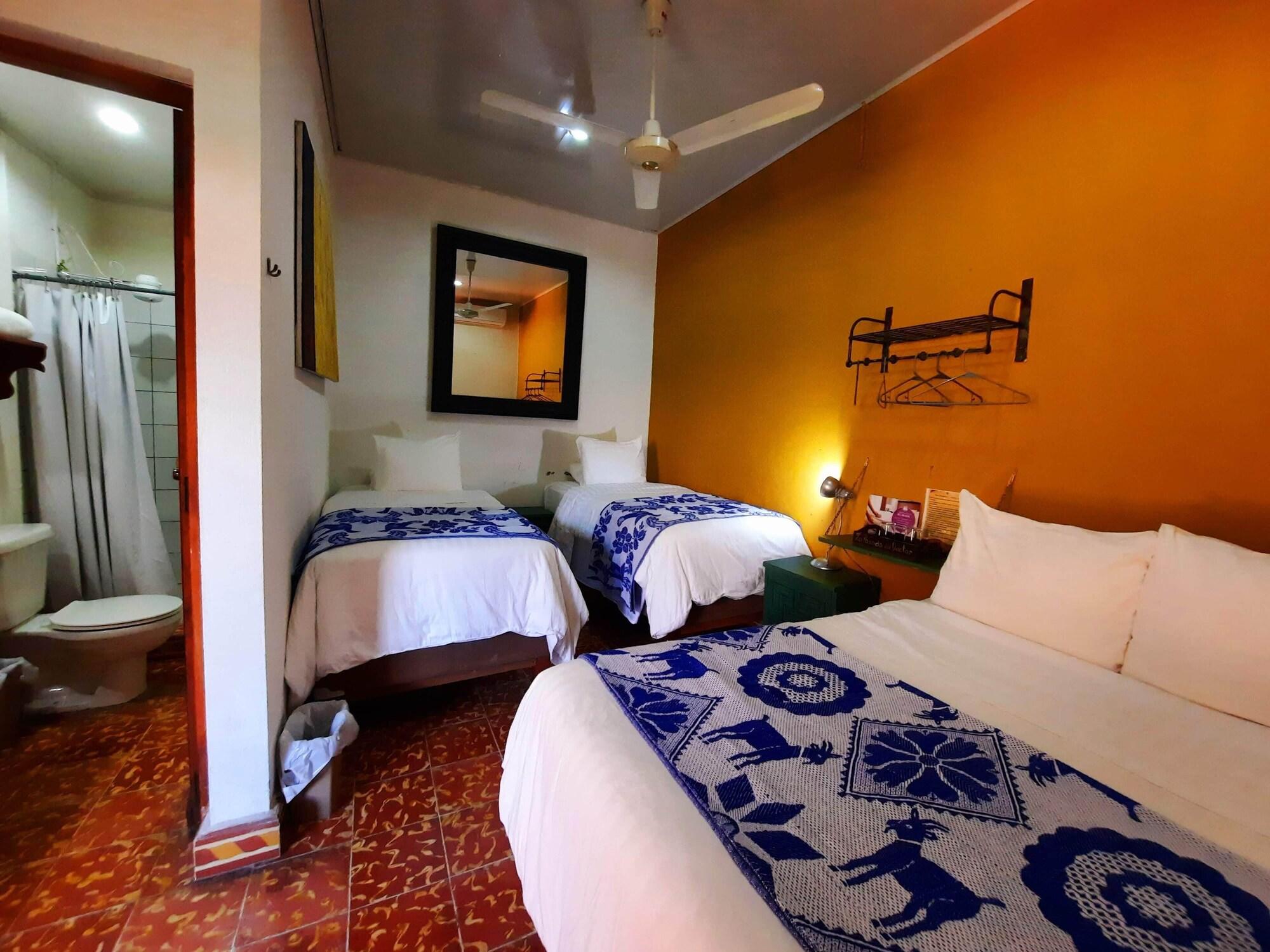 Hotel La Posada Del Doctor León Extérieur photo